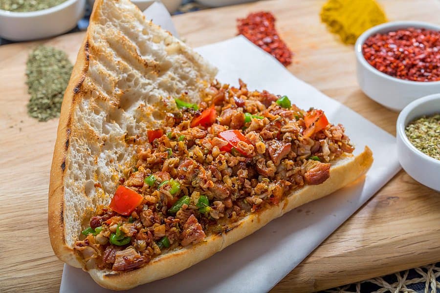 Kokoreç Ekmek